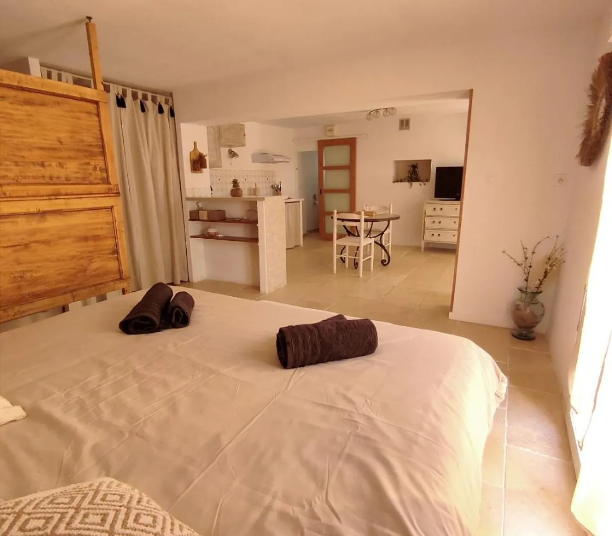 Studio Alpilles Avec Parking Et Spa Privatif location